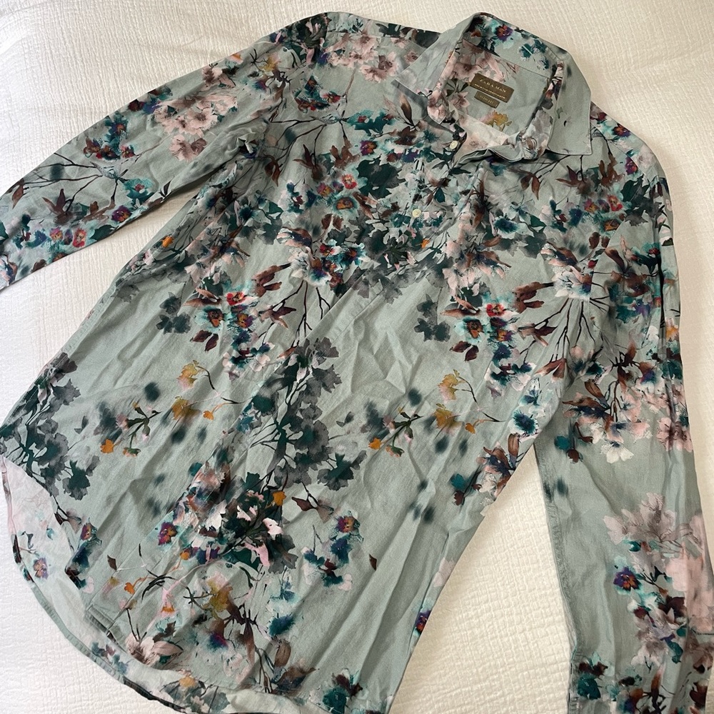 Zara Men’s Floral Buttondown size M